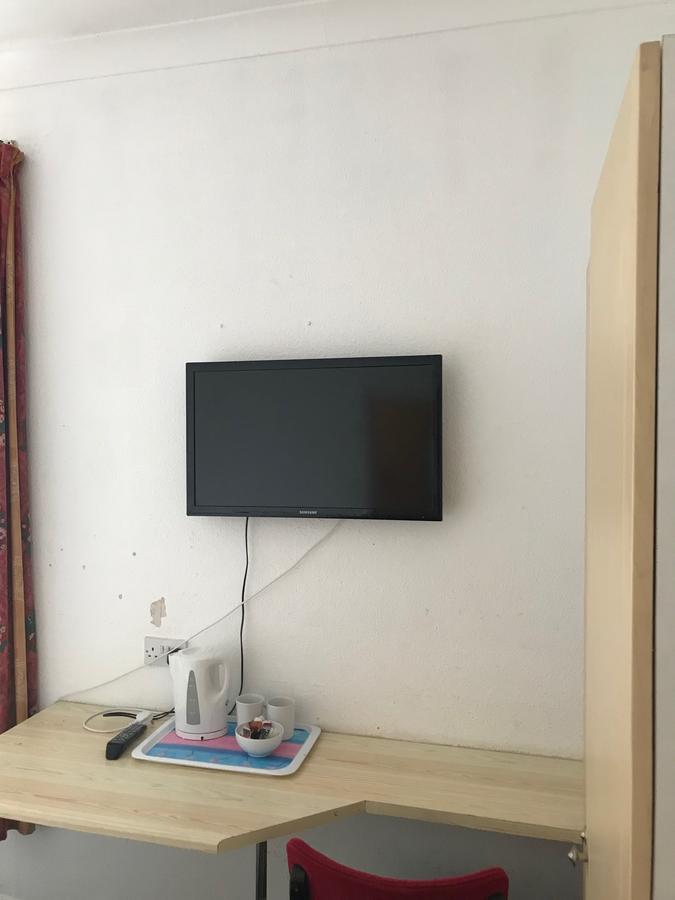 Lindal Hotel Harrow Bagian luar foto